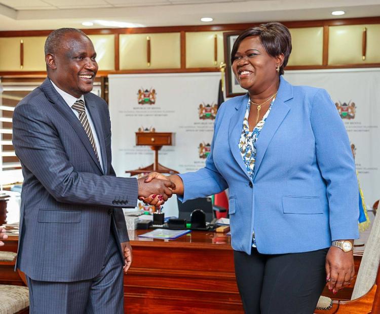 CS FCPA Hon. John Mbadi today met with both the administrative and political leadership of Homa Bay County with the leadership of Homa Bay County led by Governor Gladys Wanga